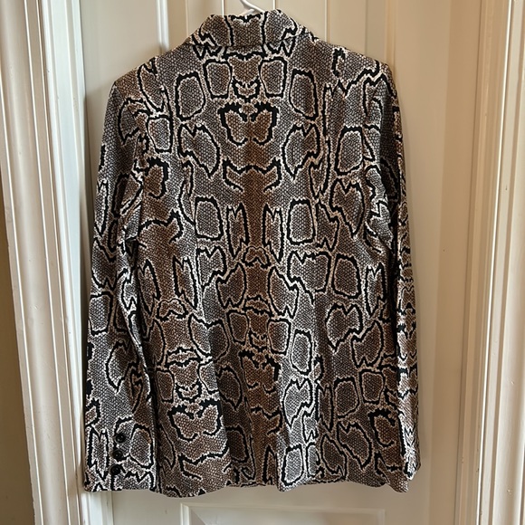 Cabi Python blazer size 8 - Picture 5 of 7